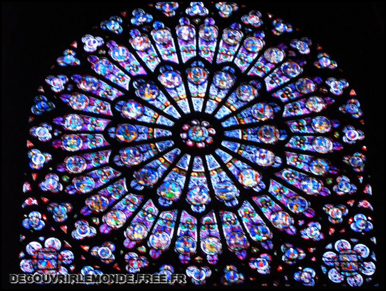 2005 05 03 Paris St Michel notre Dame/images/S3700257	