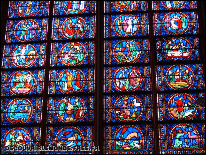 2005 05 03 Paris St Michel notre Dame/images/S3700261	