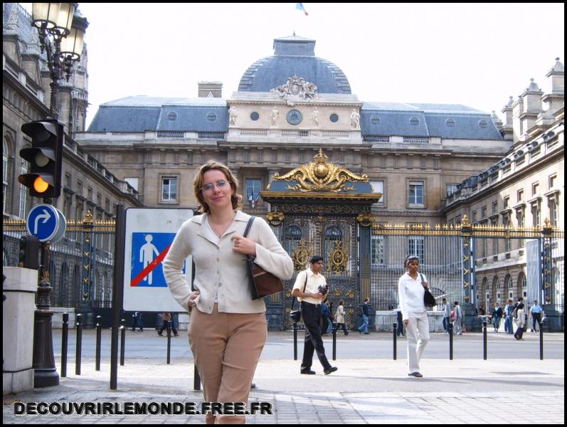 2005 05 03 Paris St Michel notre Dame/images/S3700277	