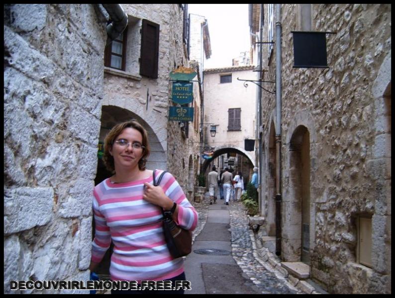 2005 05 14 15 Saint Paul Haut de Cagnes Gourdon Gorges du Loup Grasse/images/S3700322	