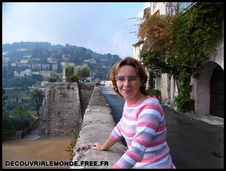 2005 05 14 15 Saint Paul Haut de Cagnes Gourdon Gorges du Loup Grasse/images/S3700328	