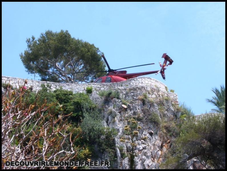 2005 06 25 Roquebrune Menton Festival Livre Nice/images/S3700495	