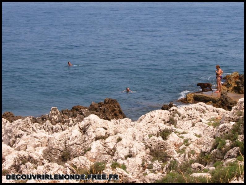 2005 06 25 Roquebrune Menton Festival Livre Nice/images/S3700497	