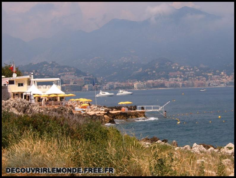 2005 06 25 Roquebrune Menton Festival Livre Nice/images/S3700498	