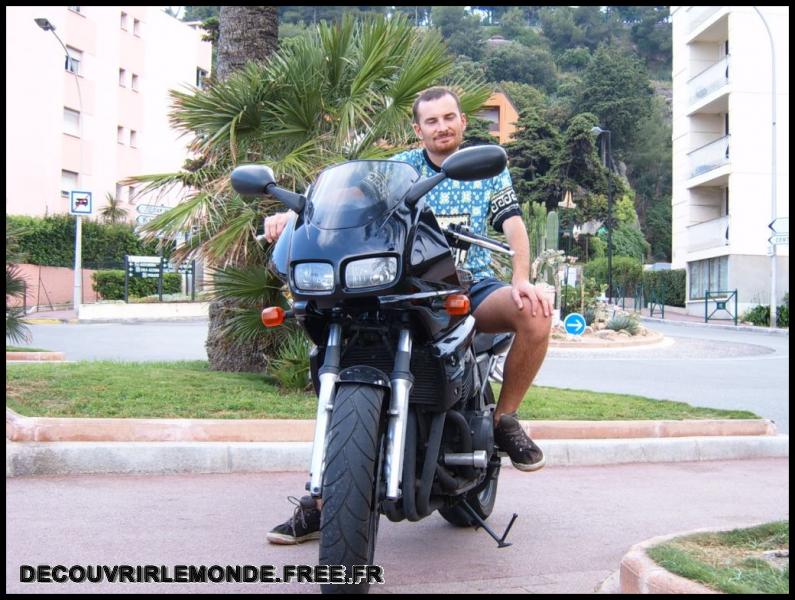 2005 06 25 Roquebrune Menton Festival Livre Nice/images/S3700509	