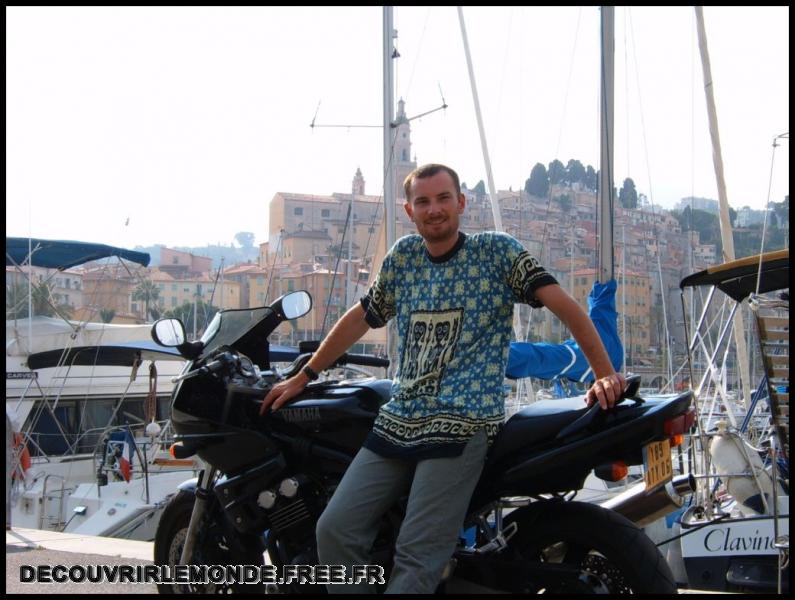 2005 06 25 Roquebrune Menton Festival Livre Nice/images/S3700524	