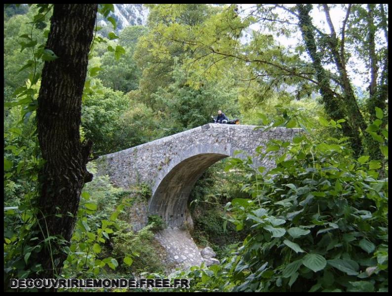 2005 08 20 Vence Gorges loup Greolieres Gourdon Caussols/images/S3700328	