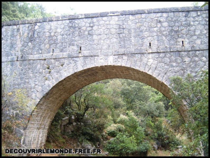 2005 08 27 St Vallier Escragnolles Route Napoleon/images/S3700374	