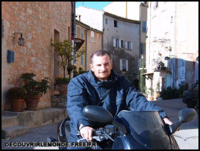 2005 12 10 Chateauneuf Grasse Valbonne/images/S3700029	