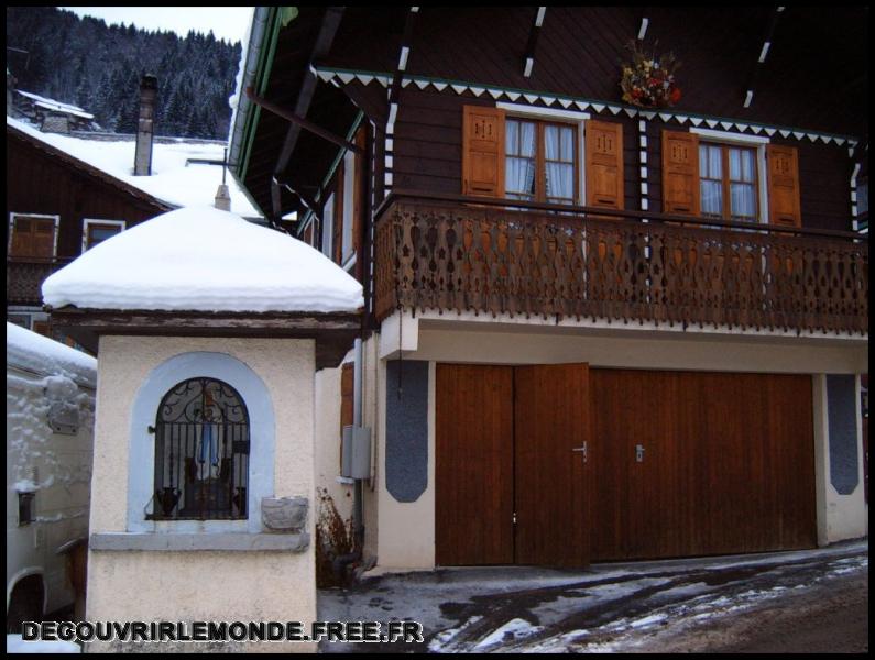 2006 01 01 Les Gets Praz de Lys/images/S3700266	