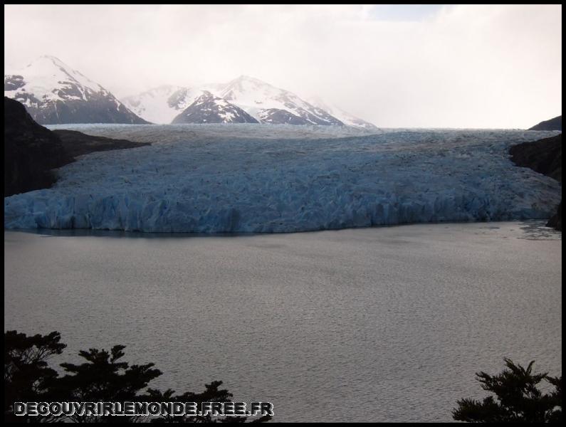 Chili Torres del Paine/images/20 Chili Torres Del Paine glacier Grey Jour 1 S3700472	