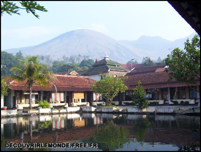 Indonesie/images/Indonesie Java 06 Indonesie Garut Fred Indonesie Garut 100 1008	