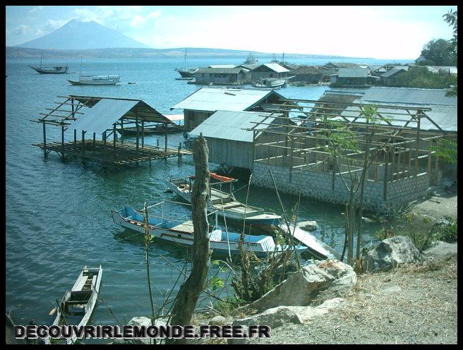 Indonesie/images/Indonesie Solor Alor Timor 03 Indonesie Solor Vers wairang IMAG0205	