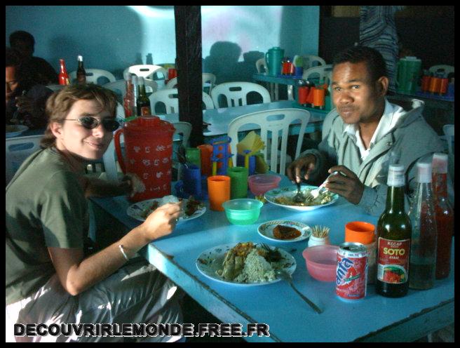 Indonesie/images/Indonesie Solor Alor Timor 09 Indonesie Timor Boti NikiNiki IMAG0576	