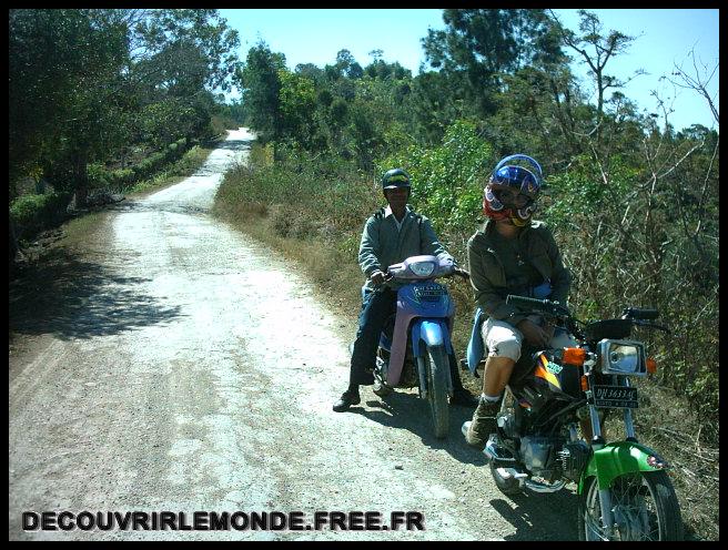Indonesie/images/Indonesie Solor Alor Timor 09 Indonesie Timor Boti NikiNiki IMAG0587	