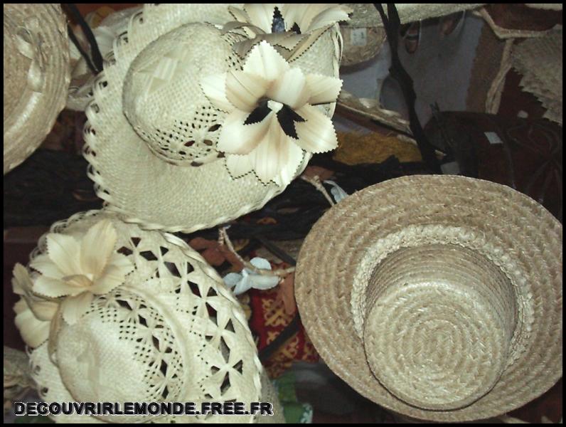 Polynesie Francaise/images/Artisanat 2 chapeaux	