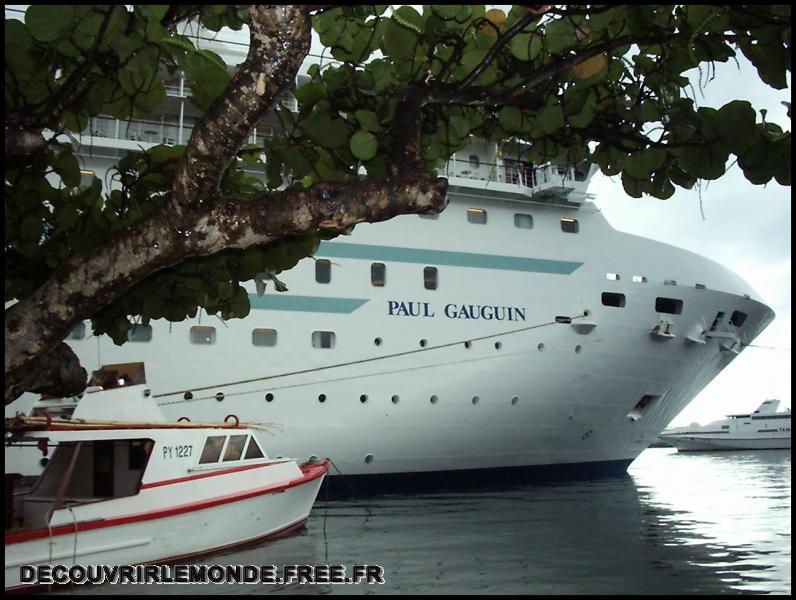 Polynesie Francaise/images/Bateau de croisiere	