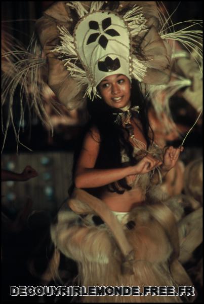 Polynesie Francaise/images/Danseuse	