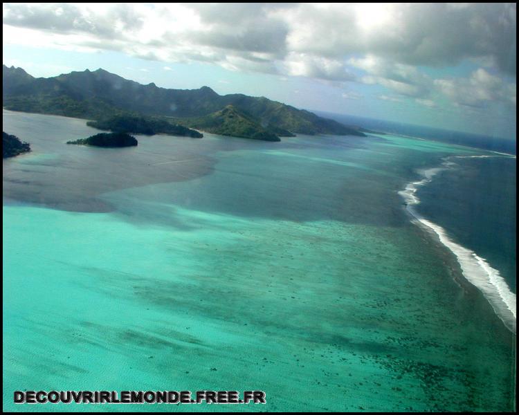 Polynesie Francaise/images/Ile de HUAHINE 13 vue aerienne	