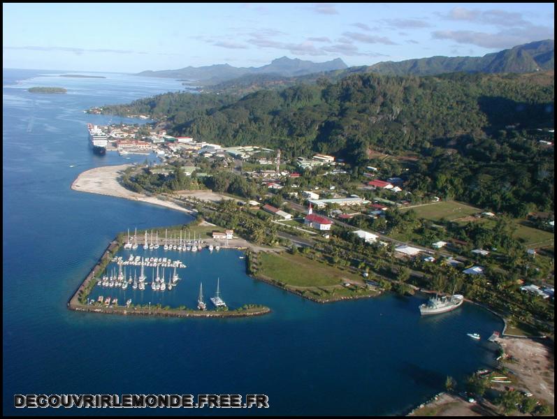 Polynesie Francaise/images/Ile de RAIATEA 20 vue aerienne	