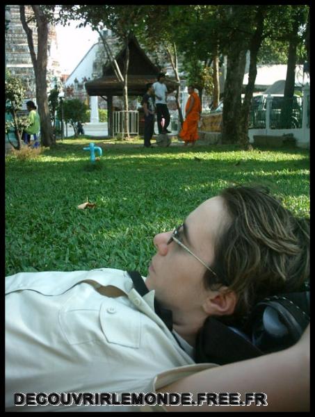 Thailande/images/01 TH Bangkok 0312 la sieste de lise	