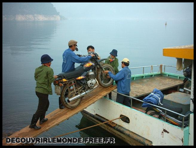 Vietnam Hanoi Sapa Tour En Moto/images/IMAG1908 Tour En Moto jour 2 embarcadere	