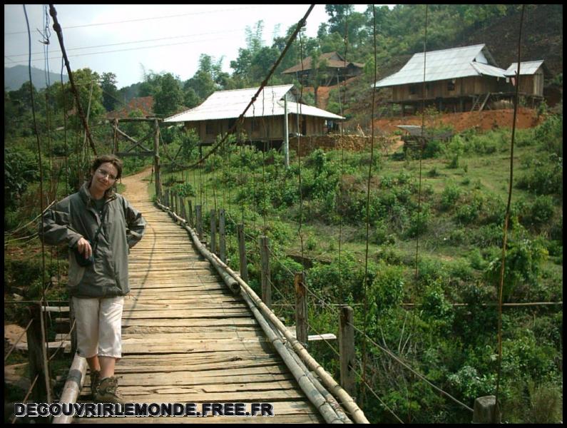 Vietnam Hanoi Sapa Tour En Moto/images/IMAG2018 Tour En Moto jour 4 Pont suspendu	